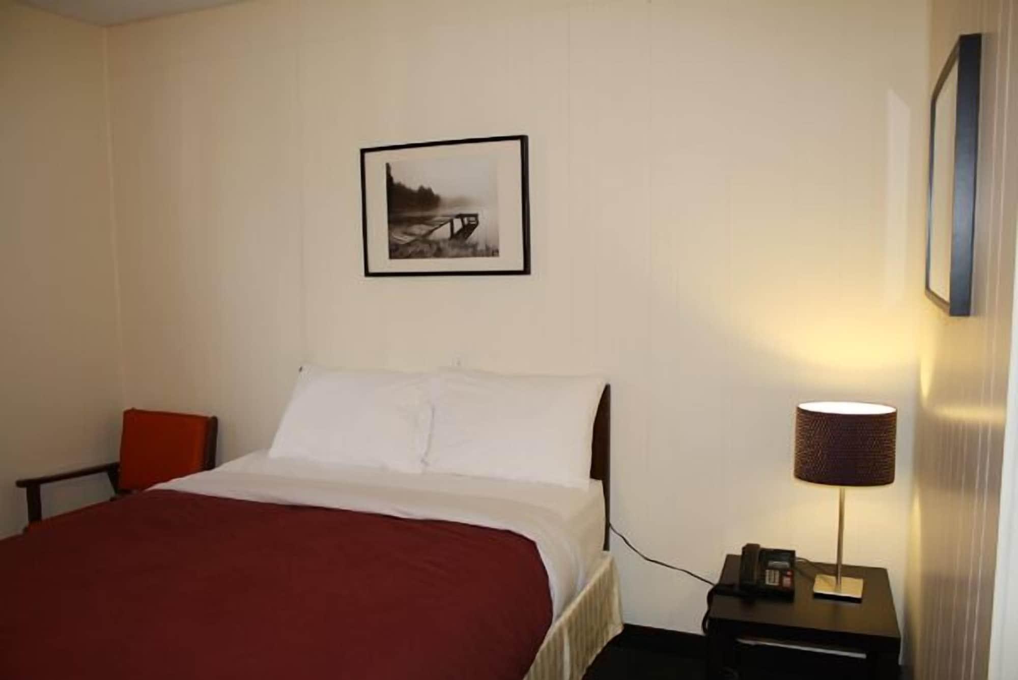 Empress Inn And Suites By The Falls ナイアガラ・フォールズ エクステリア 写真